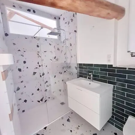 Victoire Emeraude 301 De * Saint-Dizier