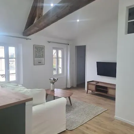 Apartment Victoire Emeraude 301 De *